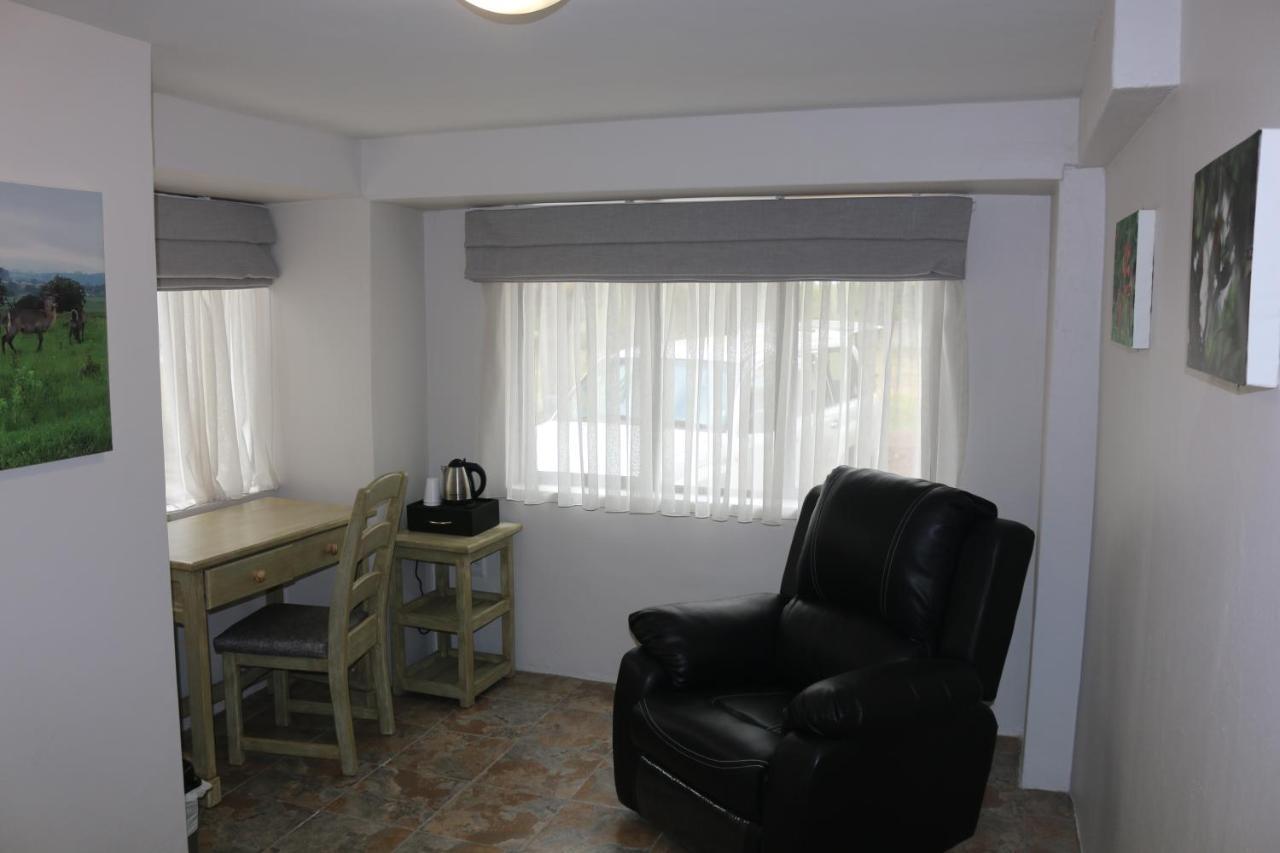 Livivane Guest House Simunye Exteriér fotografie